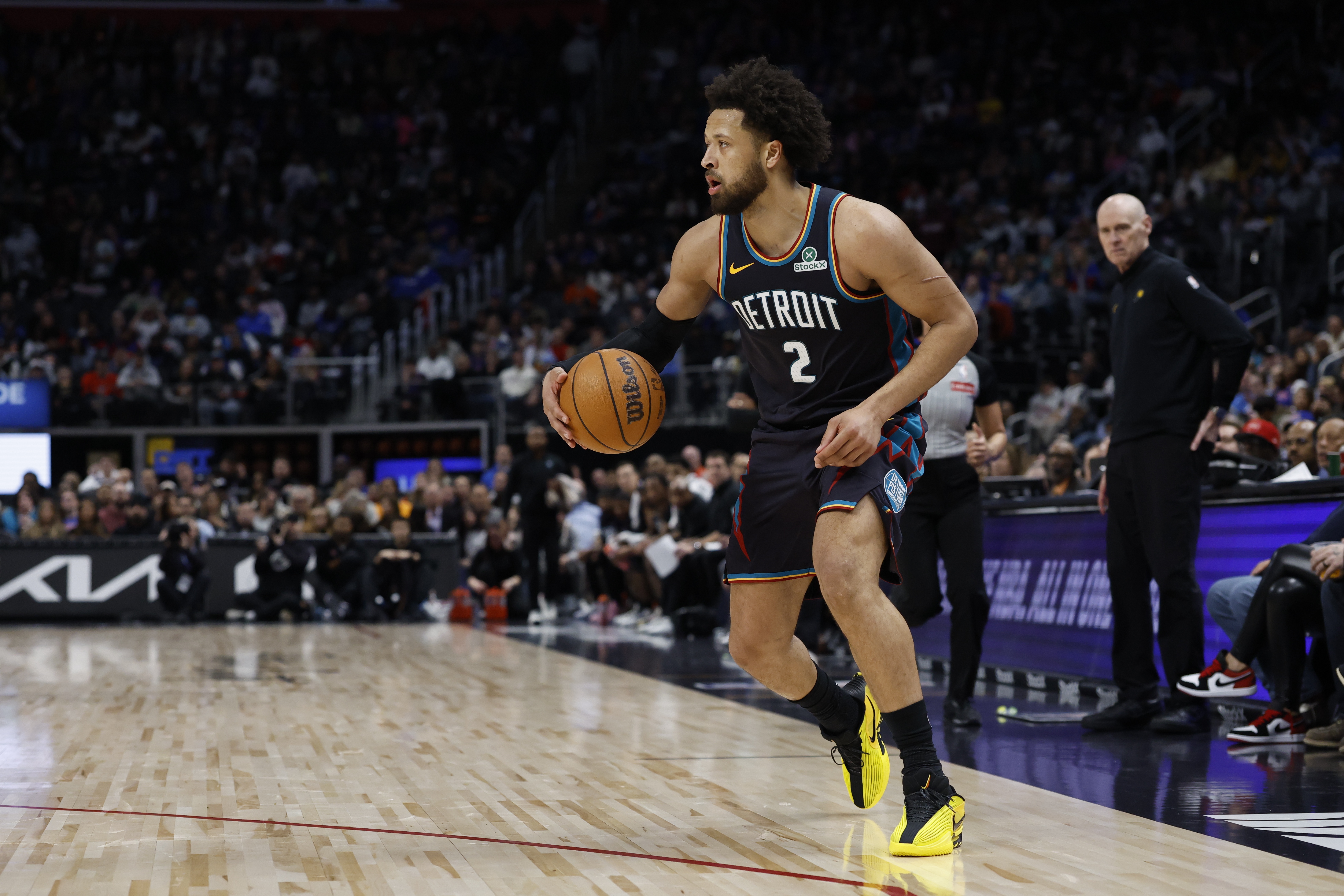 开云app-张佳玮：坎宁安依然是截至此刻的东部MVP 活塞东部第1仍处境尴尬