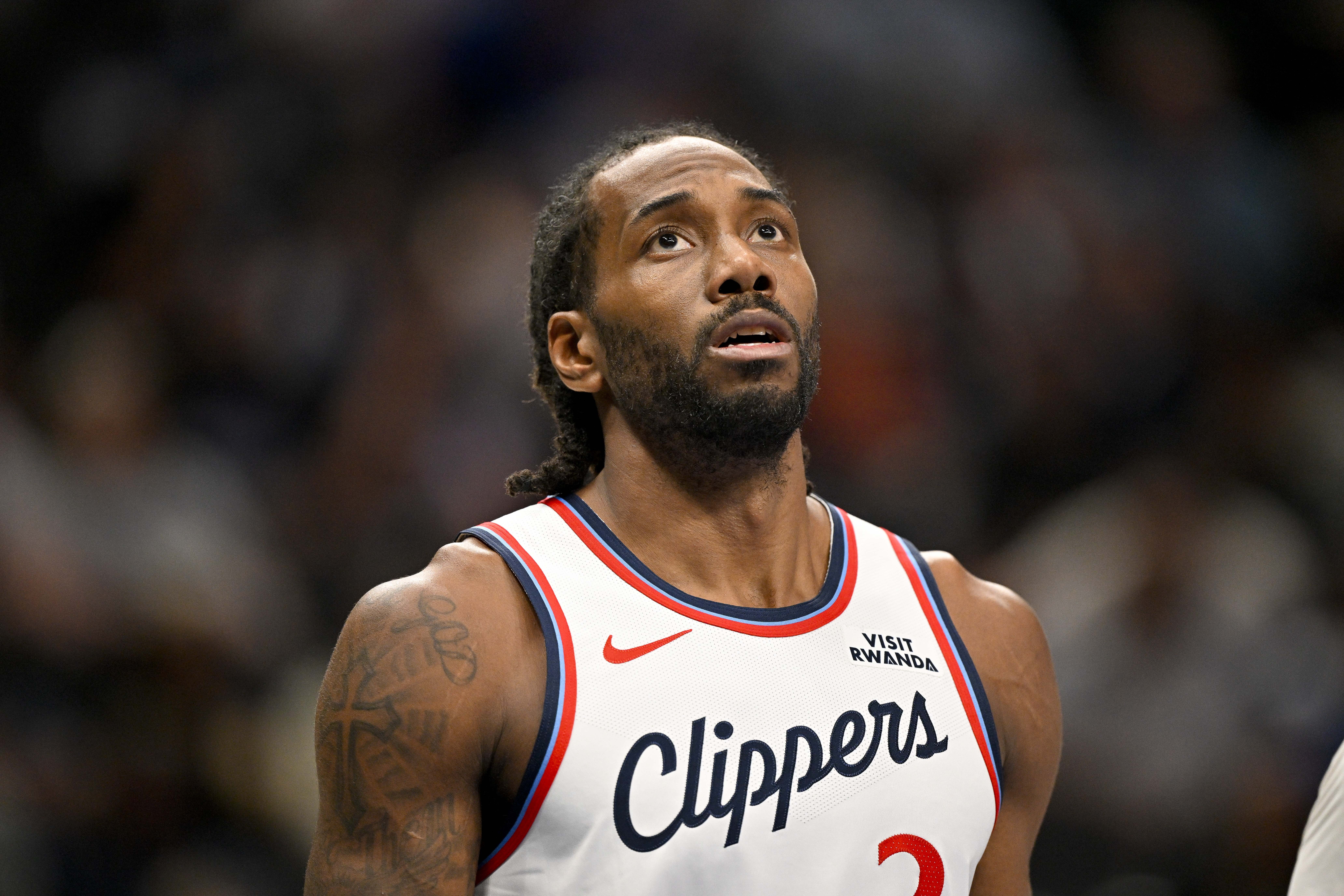 kaiyun官网-今天没手感！伦纳德上半场8中3&amp;三分3中0仅得8分3板